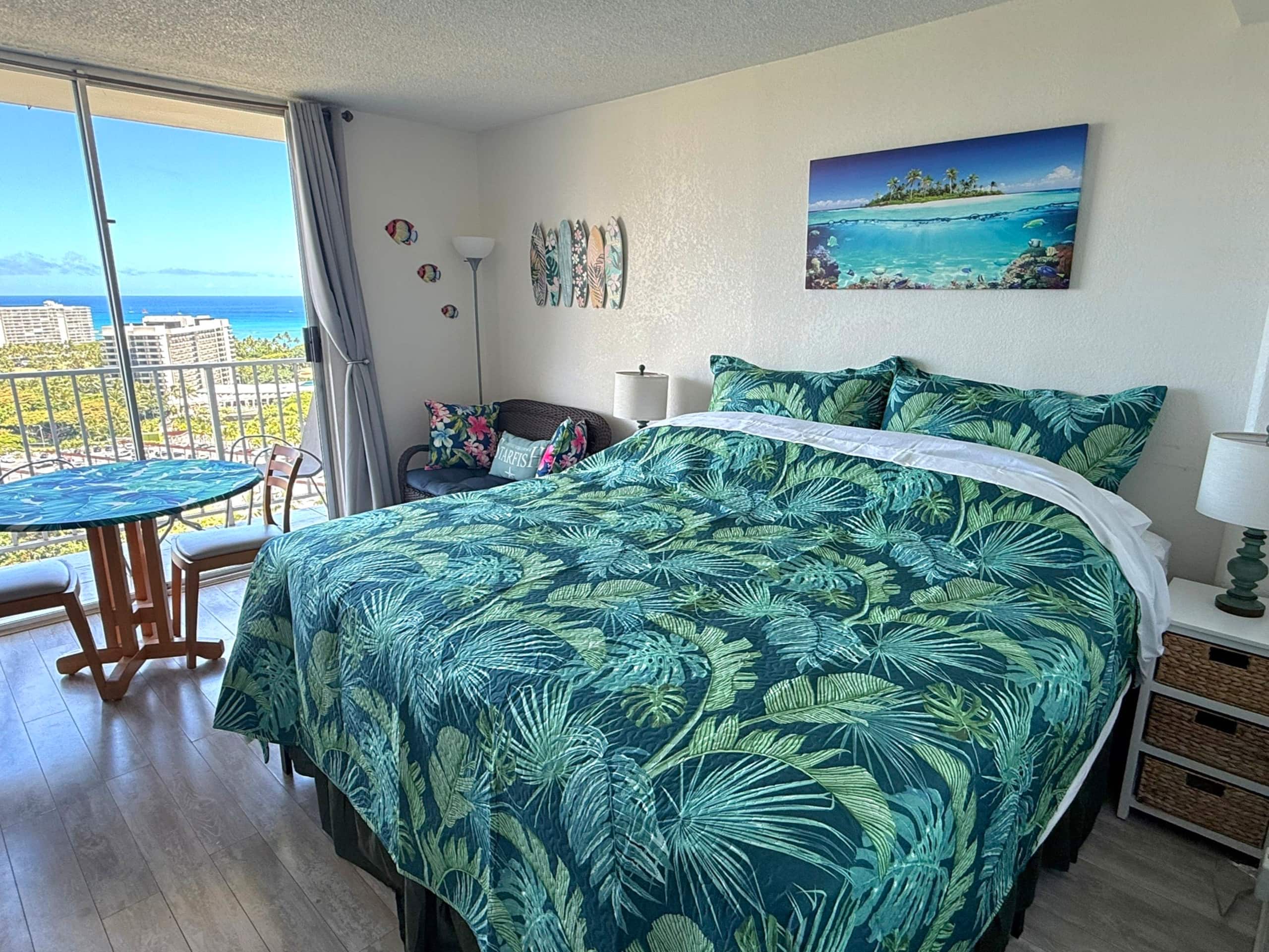 Condo in Honolulu · ★4.88 · Studio · 1 bed · 1 bath - Image 1