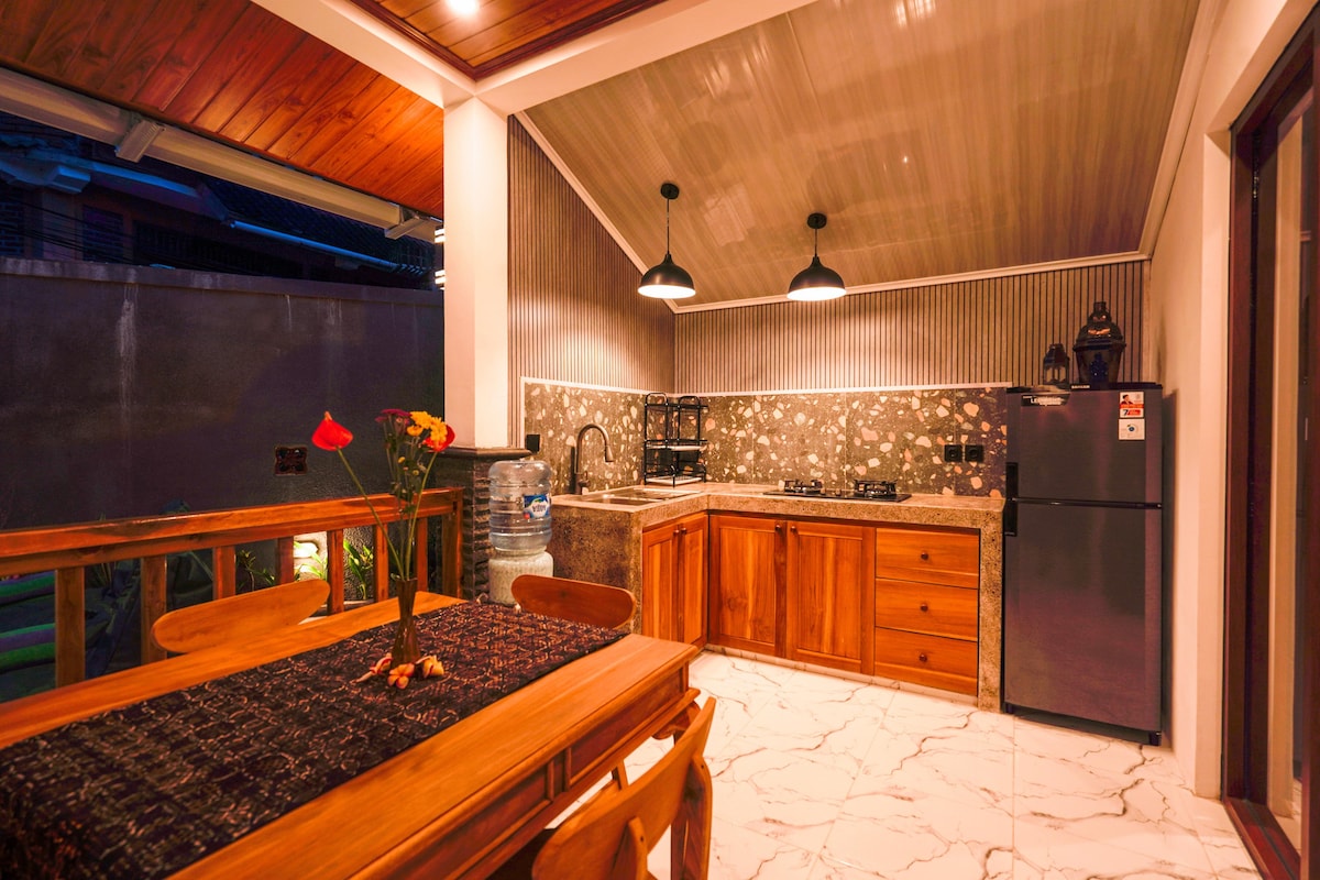 Home in Ubud · ★4.9 · Studio · 2 beds · 2 baths, συγκρίσιμο Airbnb