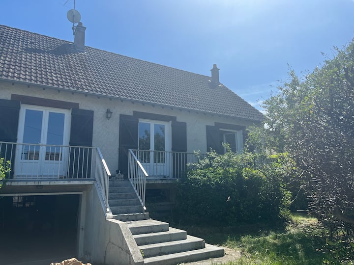 Grande Maison à 5 Minutes Du Site Fédéral - Chaumont-sur-Tharonne