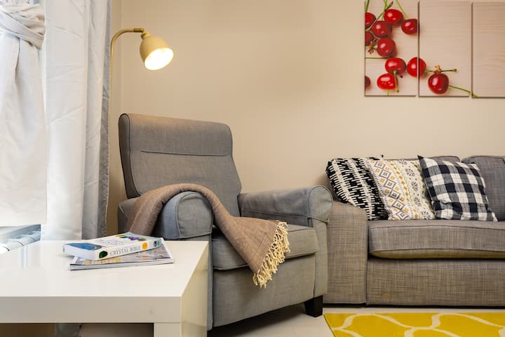 Modern & Bright Cherry Apt In South / Free Parking - Plovdiv