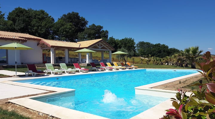 Villa De Carlonis Con 5 Camere Per 18/20 Persone - Macerata
