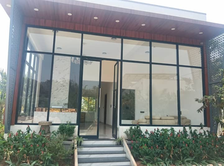 Kalarava Luxury Stay And Wedding Venue - Bangalore