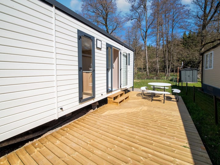 Caravane Haut De Gamme Avec Terrasse à ÉRezée - Rendeux