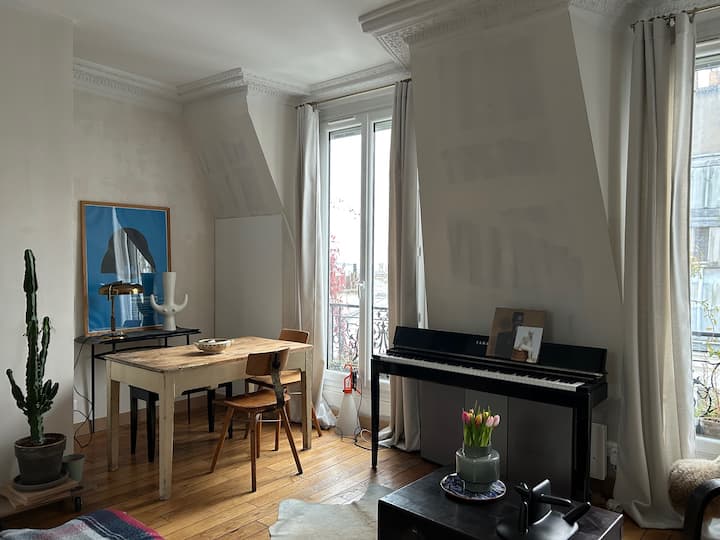 Montmartre - Appartement De 2 Pièces Avec Vue - Paris