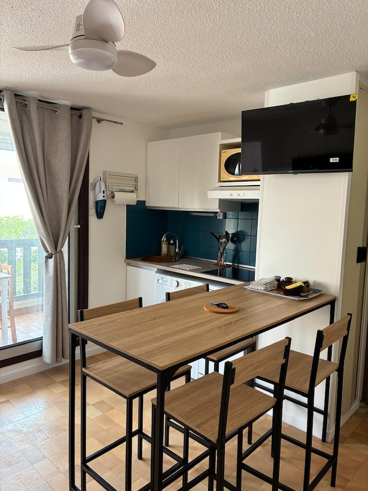 Appartement T3 Loggia, Bord De Mer&commerce à Pied - La Franqui