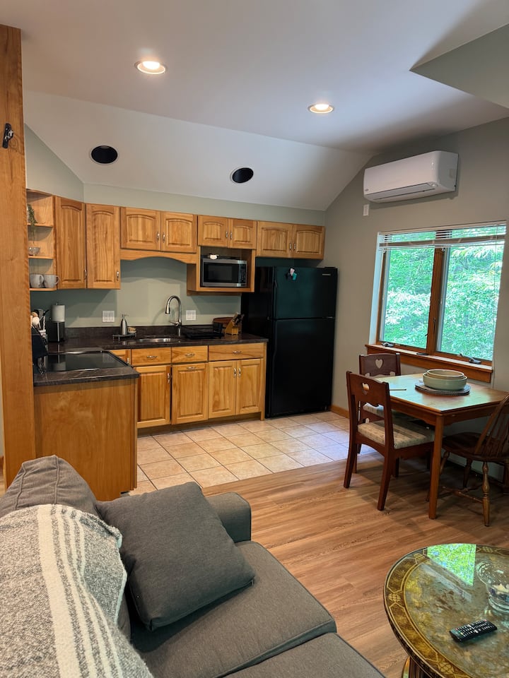 Lovely Rye Apt For Two 5 Min Walk To Beach - Rye, NH