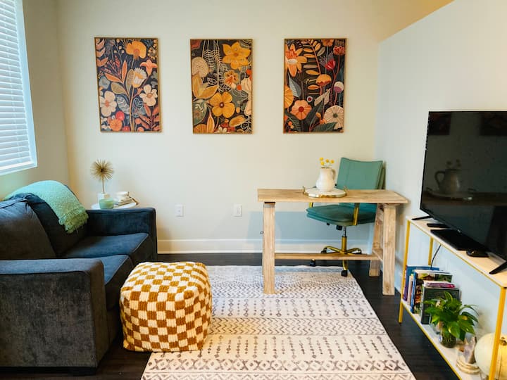 City Escape With Relaxed Vibes - Cincinnati