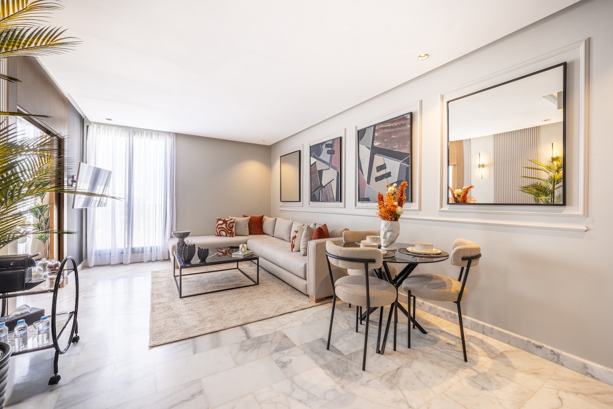 Home in Casablanca  50  1 bedroom  1 bed  1 bath - image 2