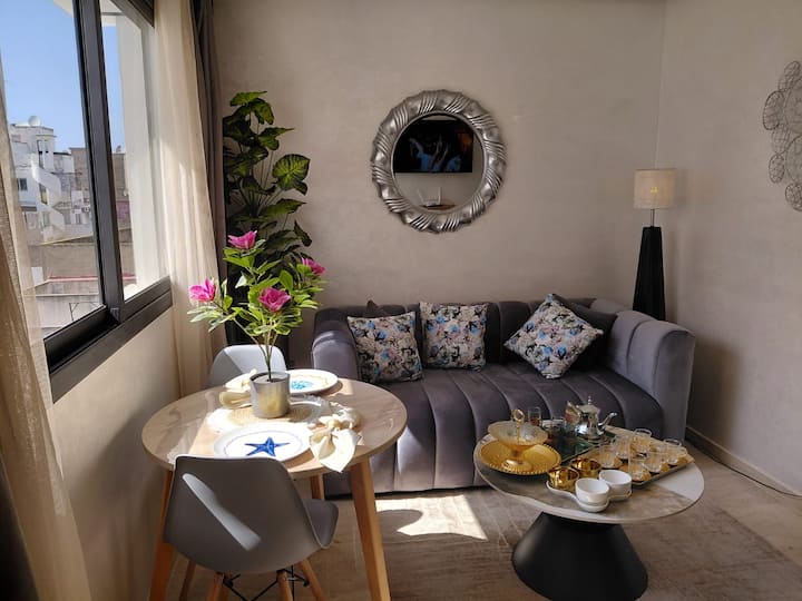 Cozy 1br With Balcony In The Heart Of Maarif - Casablanca