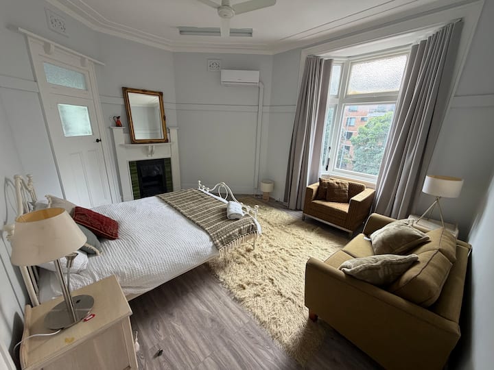 Private Apartment Near Harbourside And Cbd - 맨리