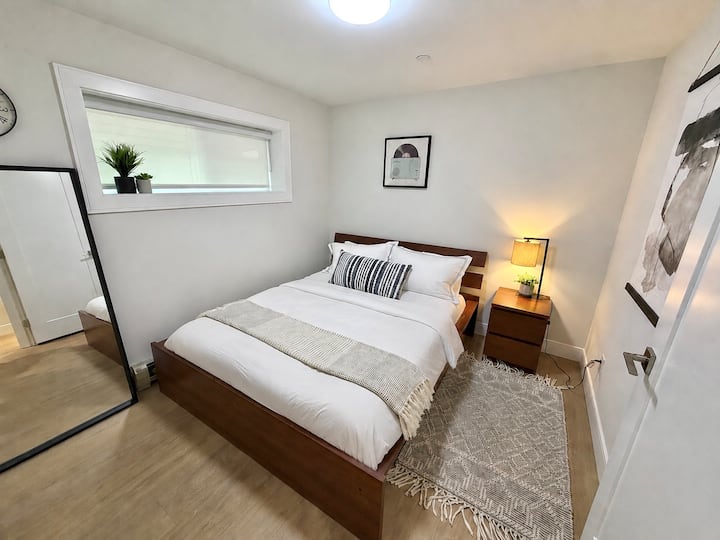 Private 1br Retreat  12 Min Walk To Fifa Fan Fest - 버너비