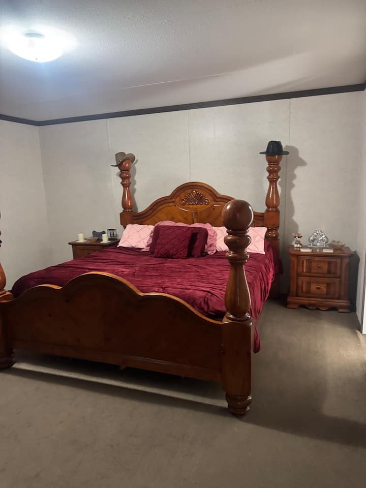One Bed Room For Rent For One Person Or A Pair - Bastrop, TX