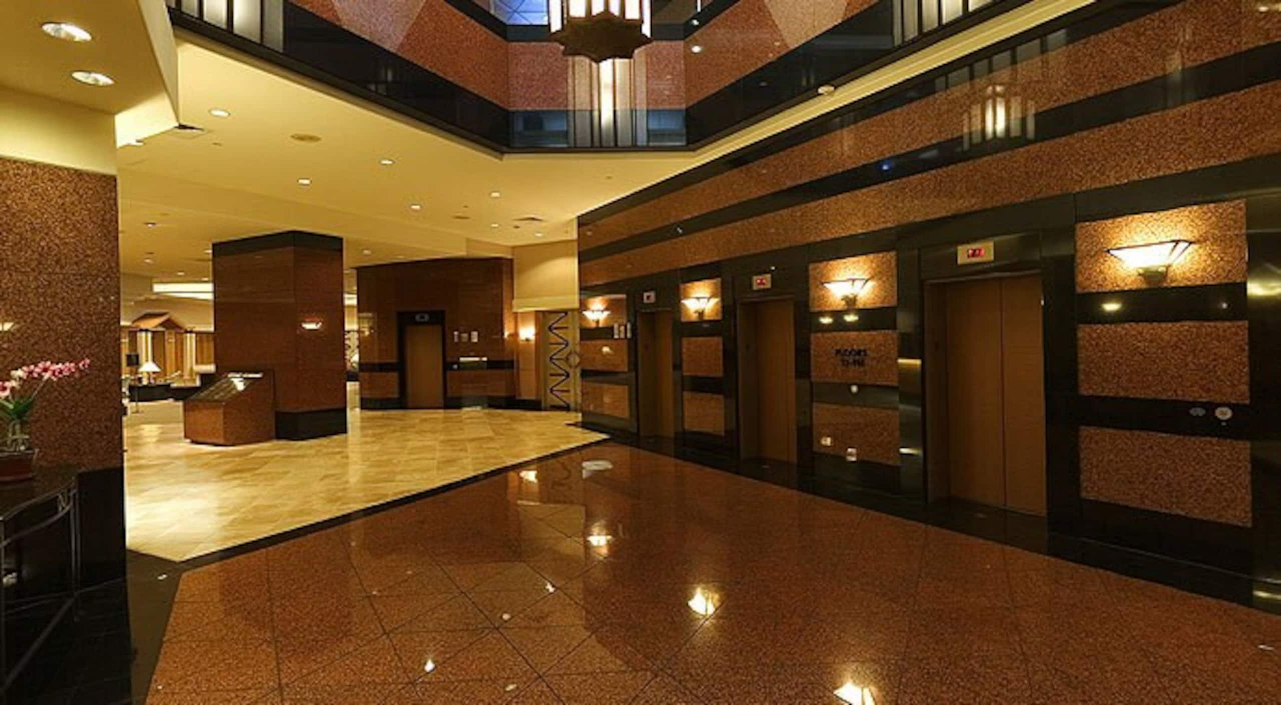 26F-Financial District-City View-1BR w/Parking - Image 59