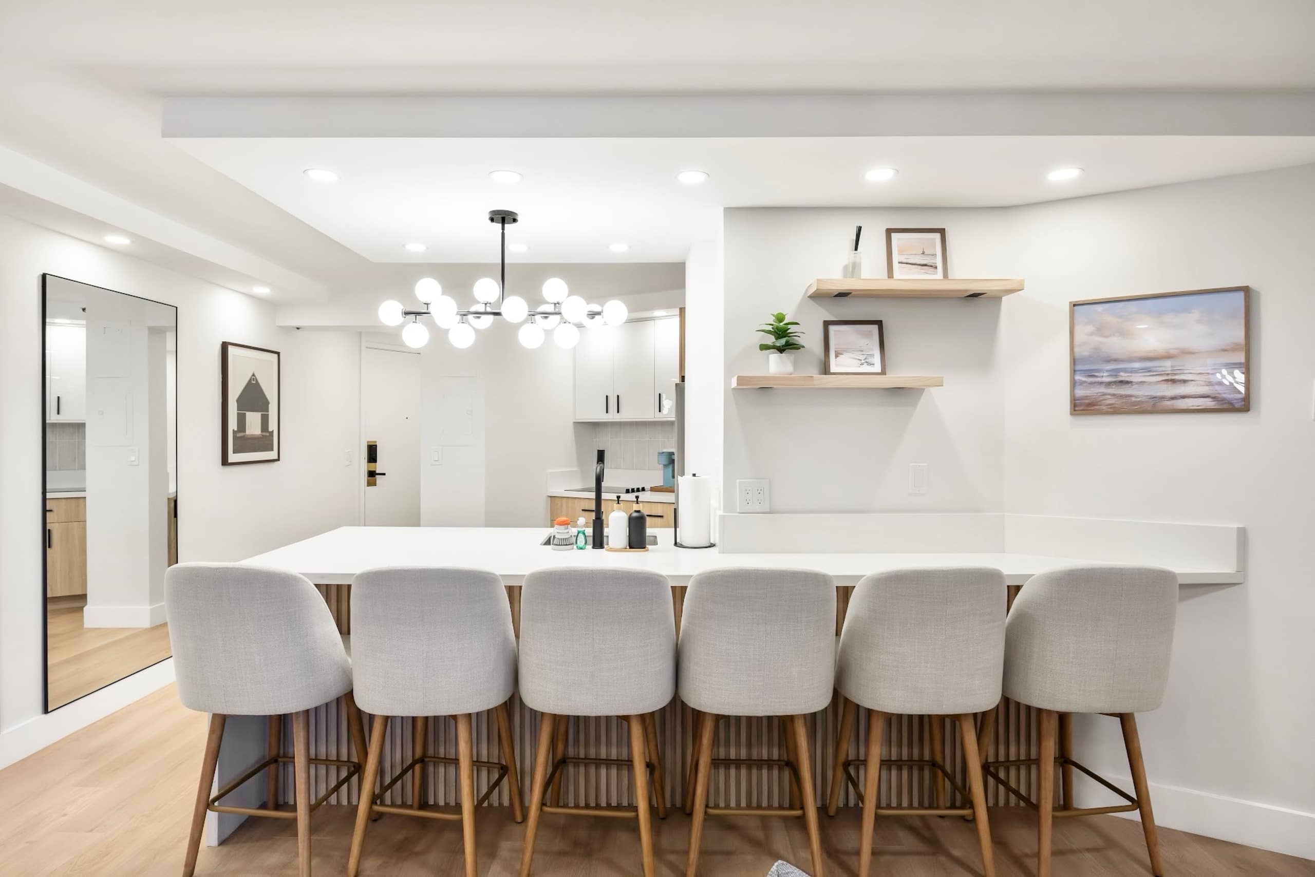 26F-Financial District-City View-1BR w/Parking - Image 19