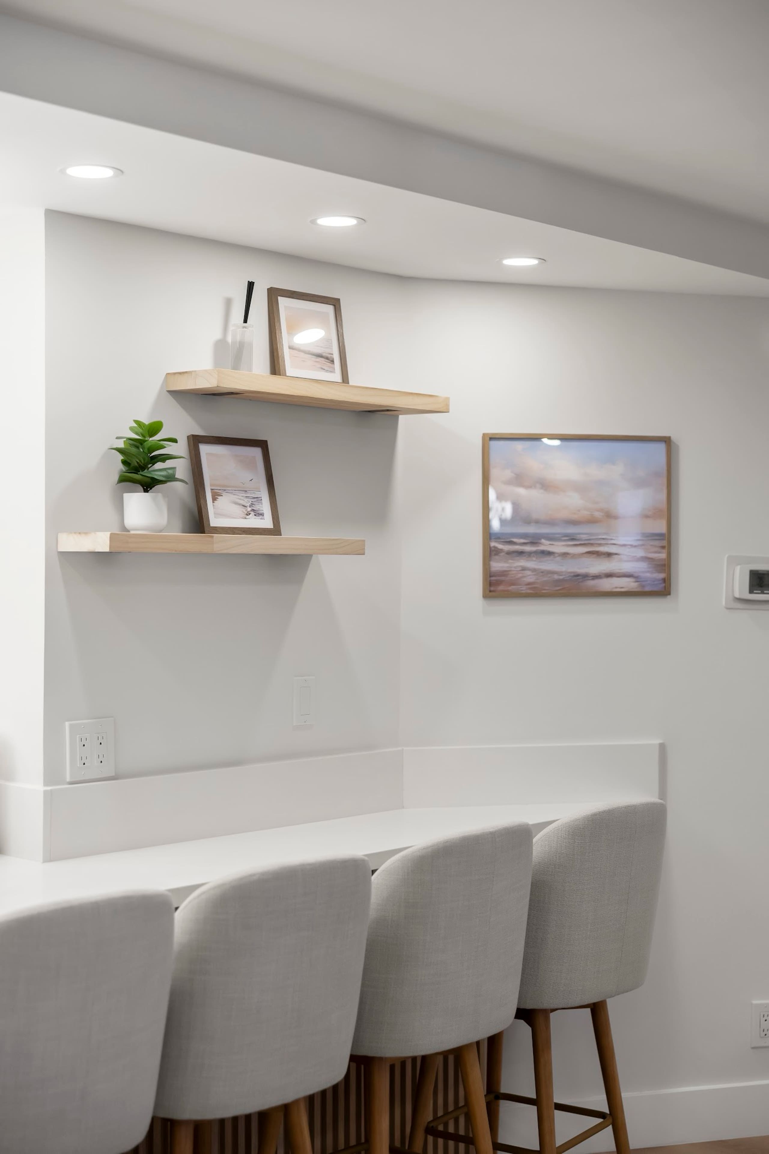 26F-Financial District-City View-1BR w/Parking - Image 25