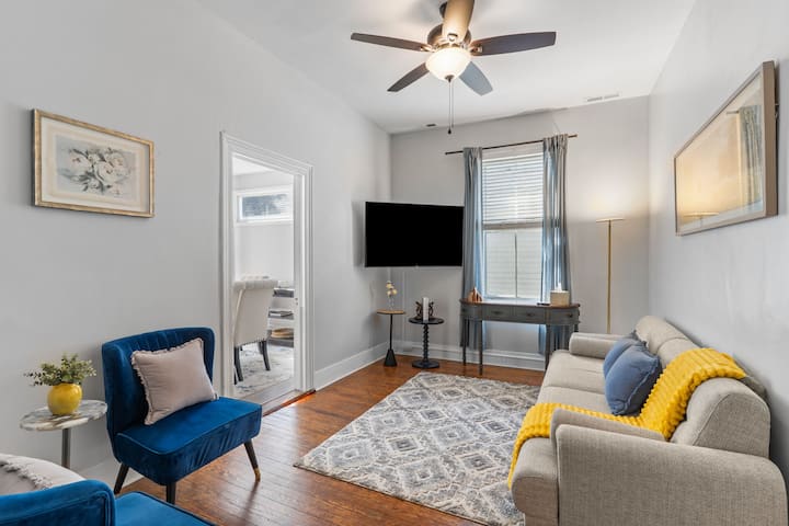 Spacious Suite • Free Parking • Walk To Riverwalk - Wilmington