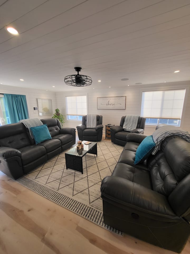 Walk-to-beach Getaway - New Jersey