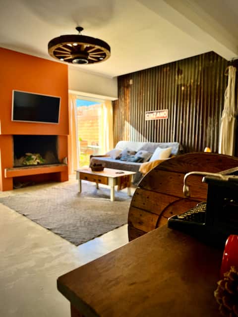 Successful Airbnb property: Casa Lumbre Tandil, with grill and fire pit. in Tandil