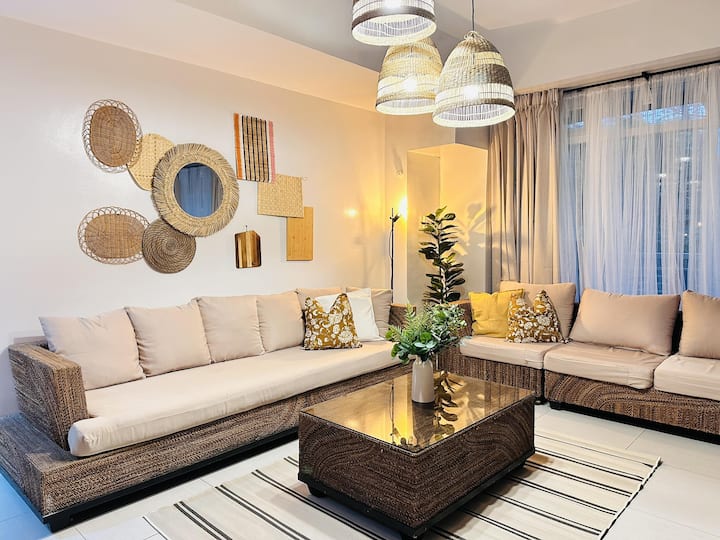 Classy Pico De Loro Jacana B 2br Near Pool & Beach - Nasugbu