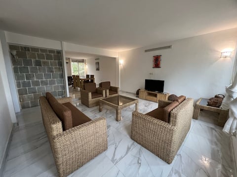 Apartment near airport - Crow's feet/Hedge