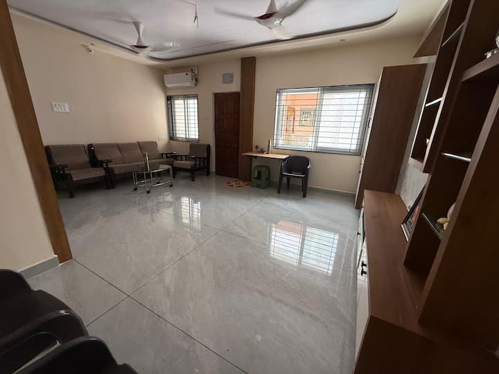 Modern 2bhk Retreat–premium Stay In Vijayapura - Vijayapura