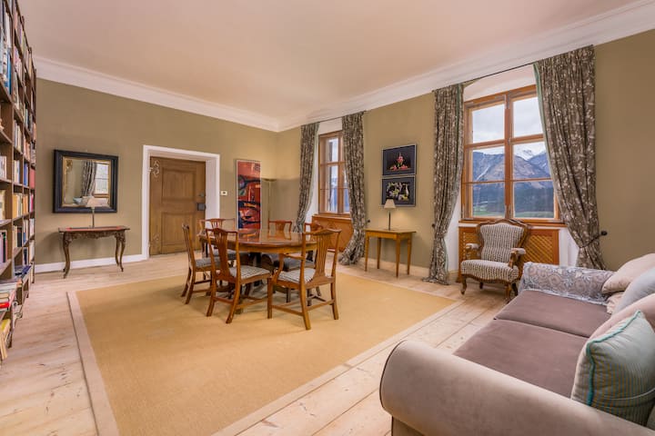Schloss Friedberg Retreat – Wohnen Im Schloss - Wattens