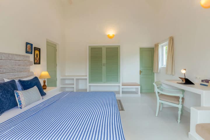 Bedroom 2 image 2