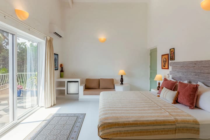 Bedroom 3 image 1