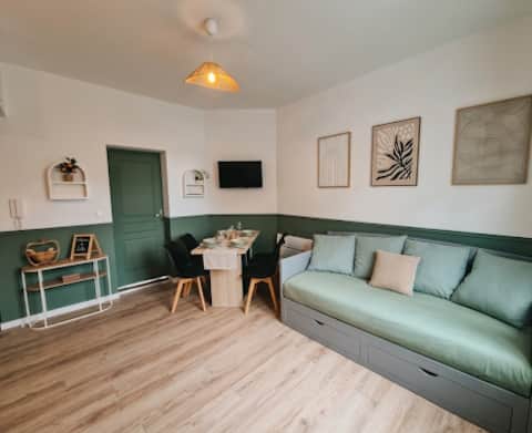 Successful Airbnb property: L'Horizon – 4 people, close to Nausicaa and the beach in Boulogne Sur Mer