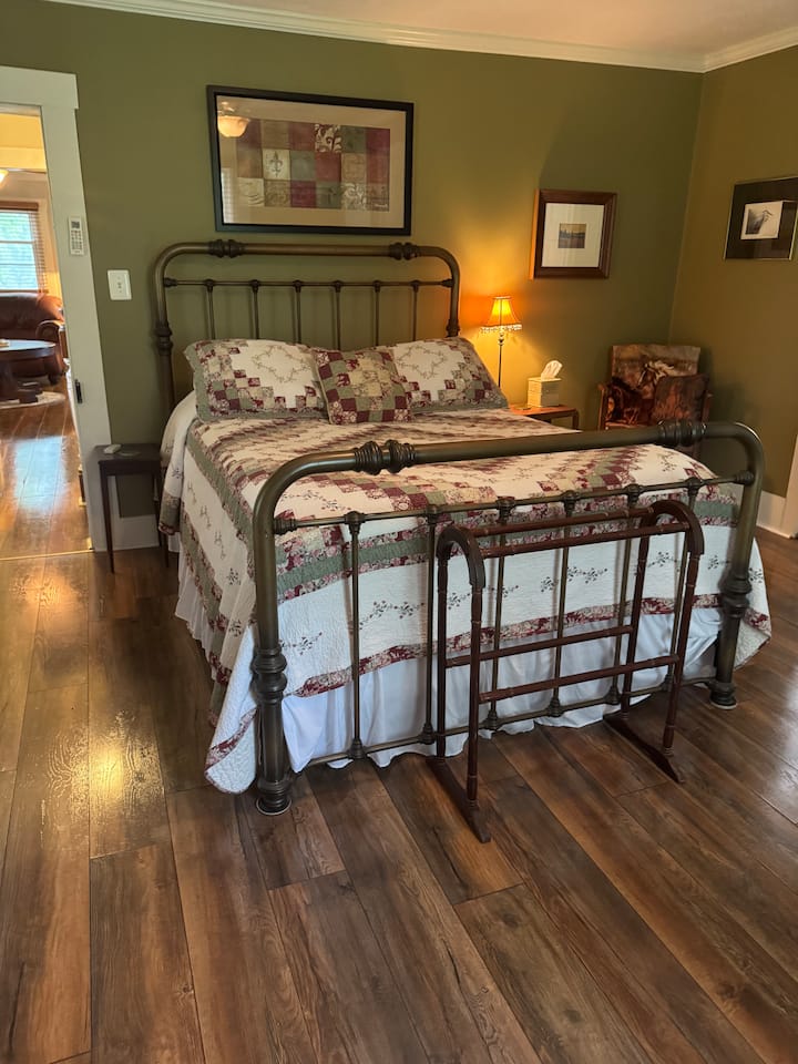 First floor Master bedroom with Queen bed.