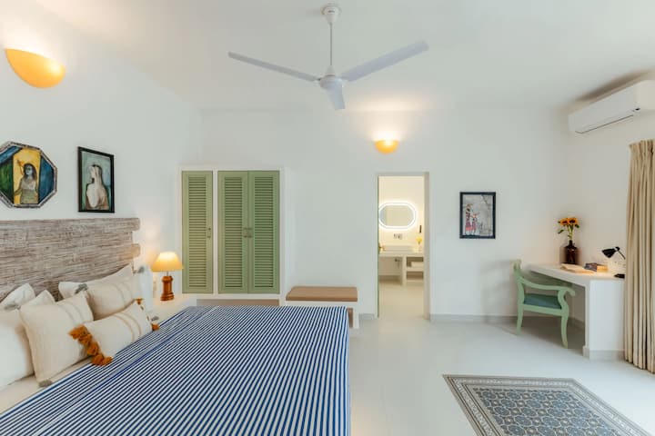 Bedroom 4 image 1