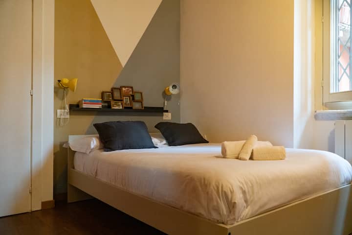 A-waay: Naviglio Grande Suite - Quiet Terrace - Milan