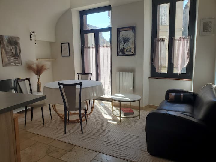 Appartement, Au Cœur Du Village Médiéval. - Saint-Ambroix