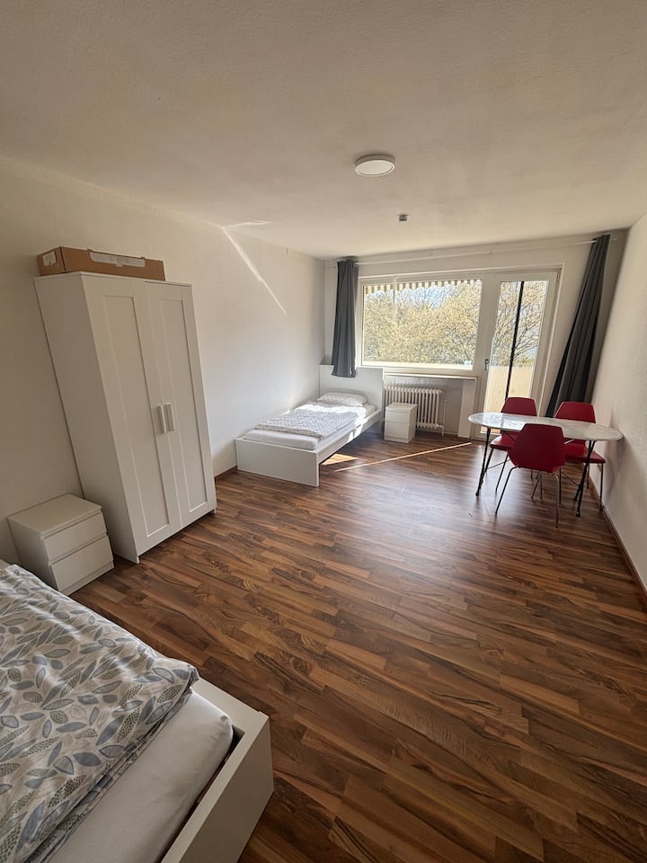 2 Zimmer Wohnung In Maintal Nähe Frankfurt/hanau - Schöneck