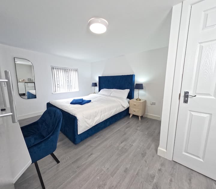 C - Spacious King Room City Centre Sheffield - Sheffield