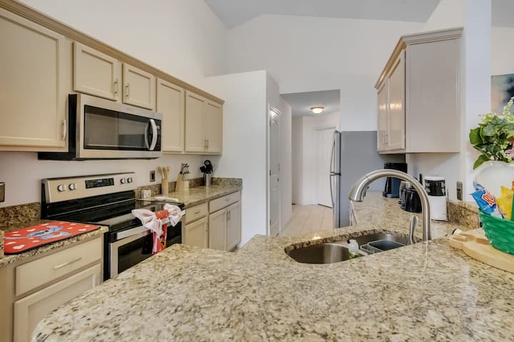 Family Dream Home In Haines City Disney Rooms - Haines City, FL