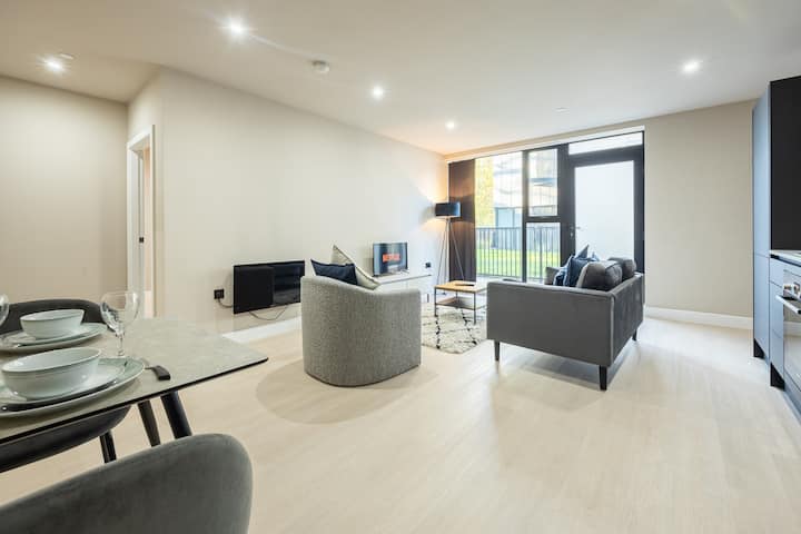 Modern 1 Bed Apt Near Birmingham Airport & Nec - Birmingham
