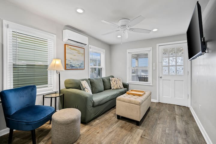 Pierview Cottages - Steps To Pier & Kure Beach: #2 - Kure Beach, NC