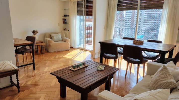 Bright one-bedroom apartment with river views in Belgrano
