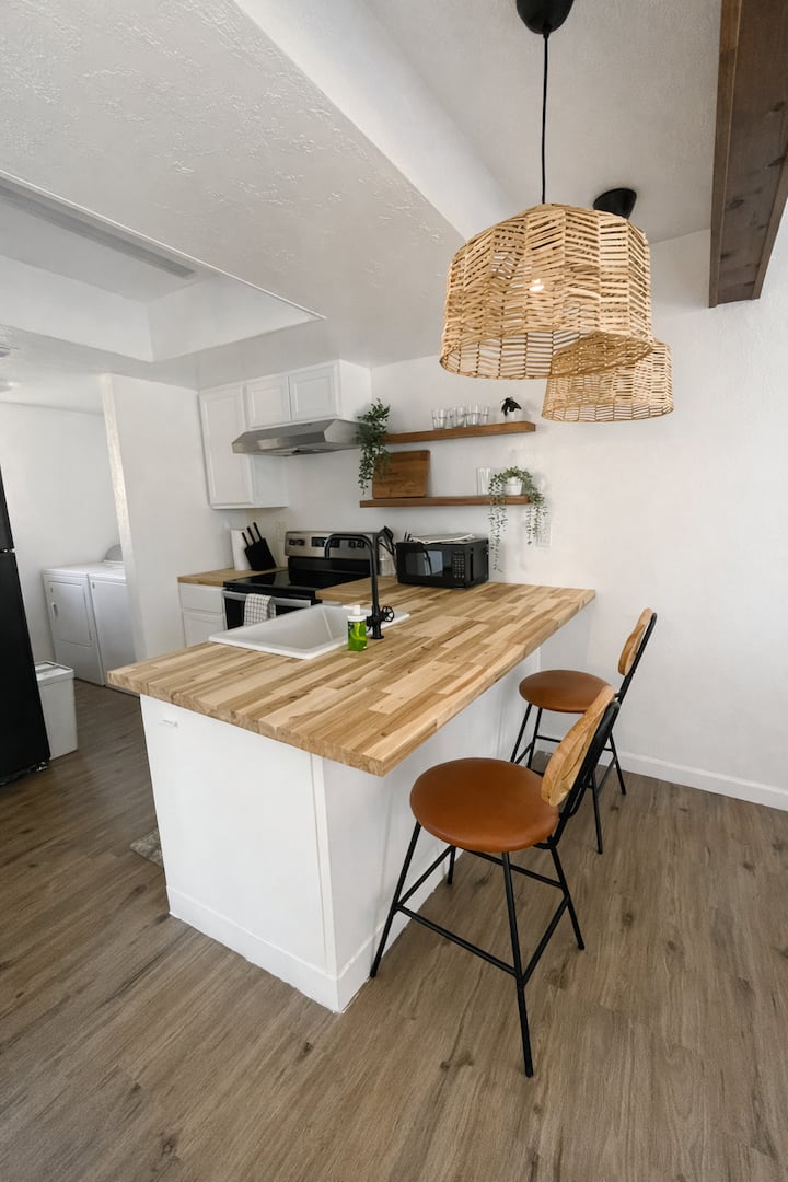 Beautiful 2 Bedroom Home - 케이프코럴