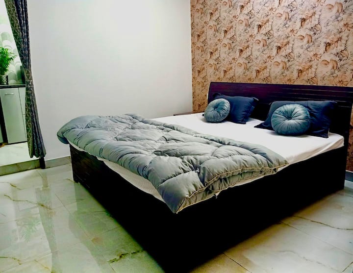 Lutyens Imperial Signature | Cozy Apt, Jor Bagh - ニューデリー