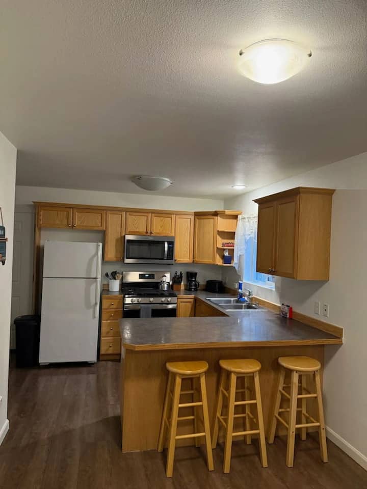 Cozy 3br W/ Fire Pit + Pet Friendly - Wasilla, AK