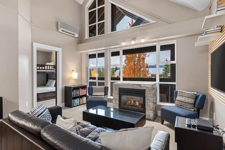 True Ski-in/out Blackcomb | Sleeps 8+ | 2br+loft - Whistler