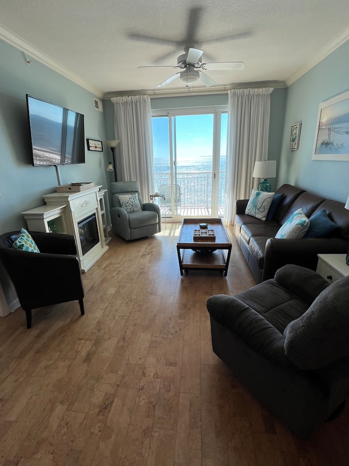 Beachy Blue Ocean View - Gulfport, MS