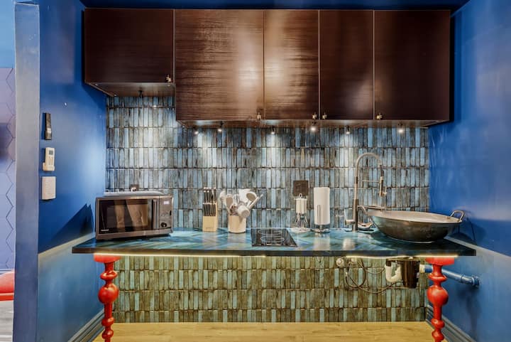 Ecletic 1 Bd Apt In Montrose! - Houston, TX