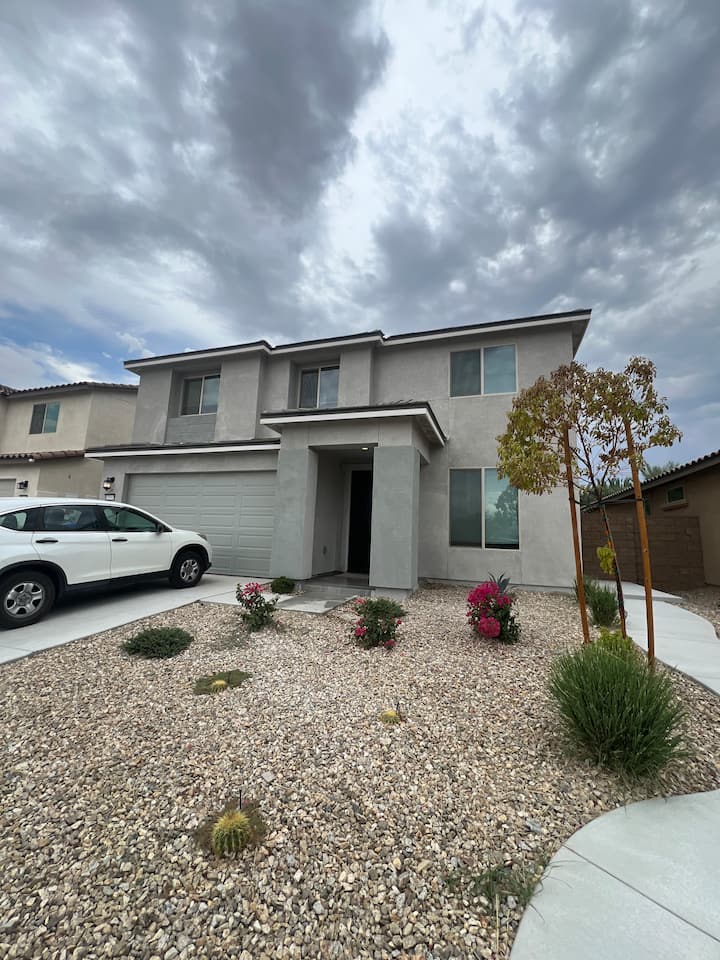 Room For Rent For Coachella Festival In Stagecoach - Coachella, CA