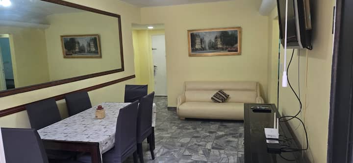 Departamento de 3 dormitorios en San Cristóbal con patio y amenities