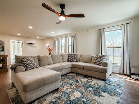 Top performing Airbnb: Skyline Cottage - Sunset Paradise in Central Arkansas Rural