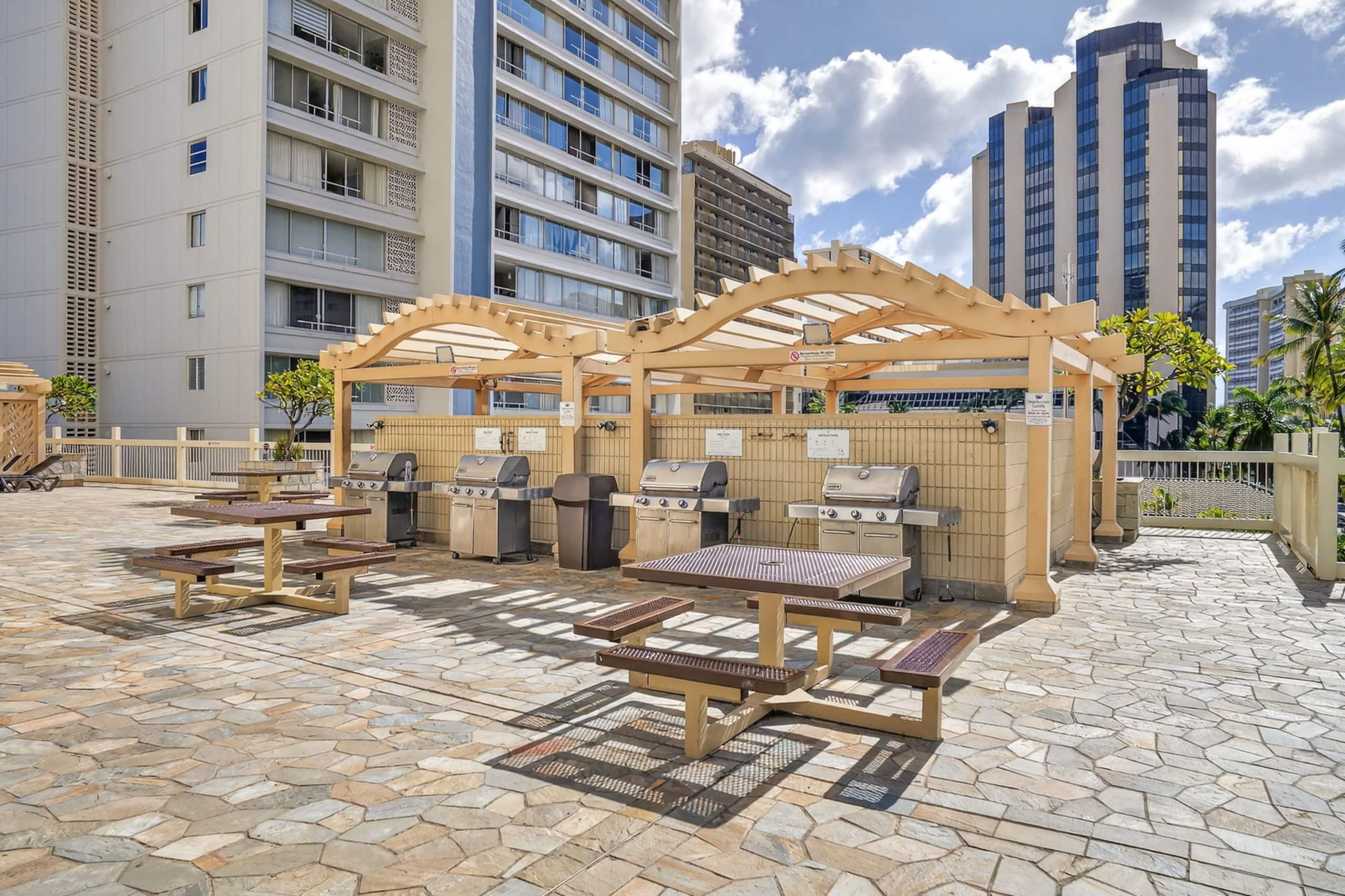 Modern Waikiki 1BR | Fully Renovated - Image 22