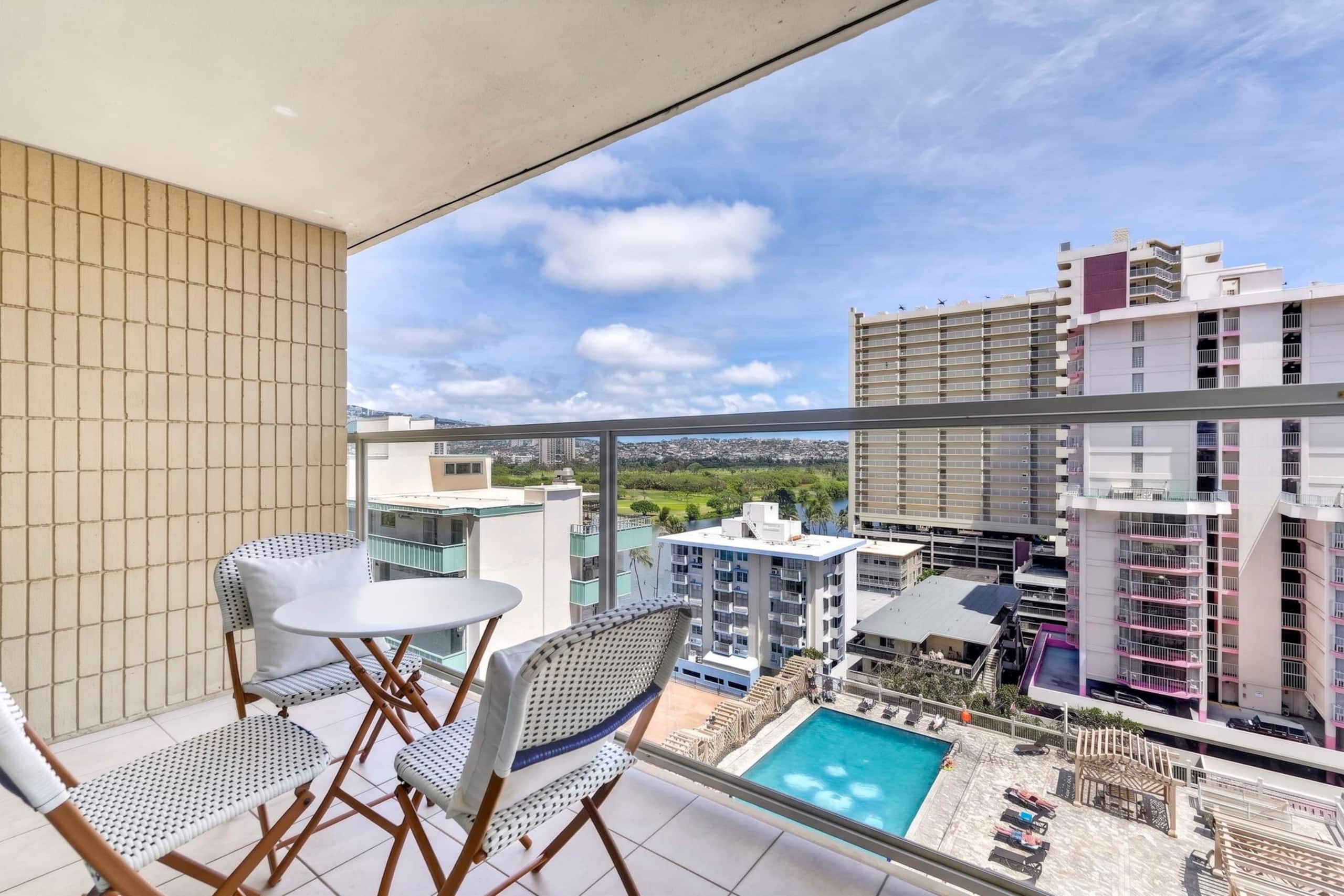 Modern Waikiki 1BR | Fully Renovated - Image 20